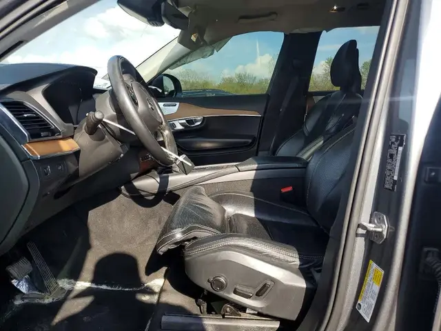 VOLVO XC90 T6 2018