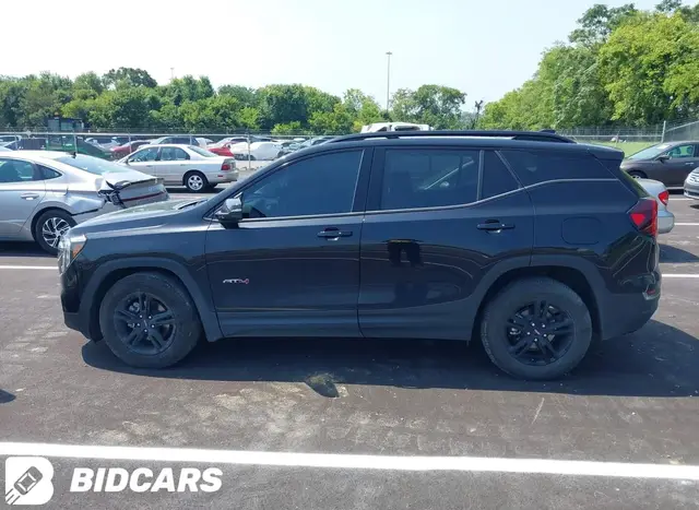 GMC TERRAIN AWD AT4 2023