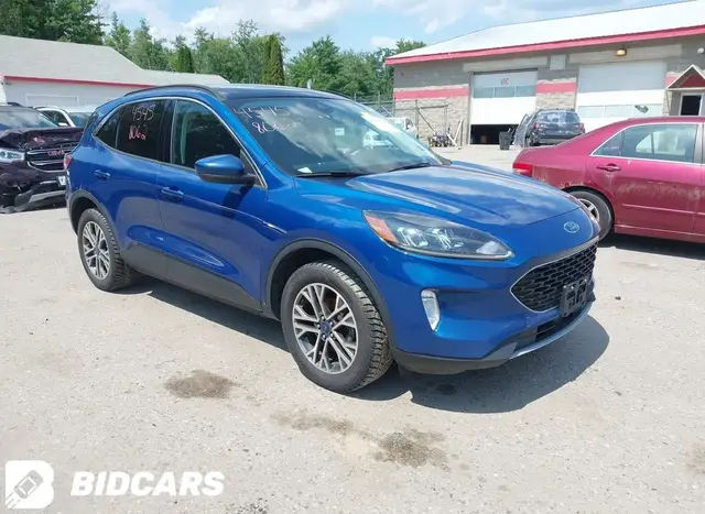 FORD ESCAPE SEL 2022