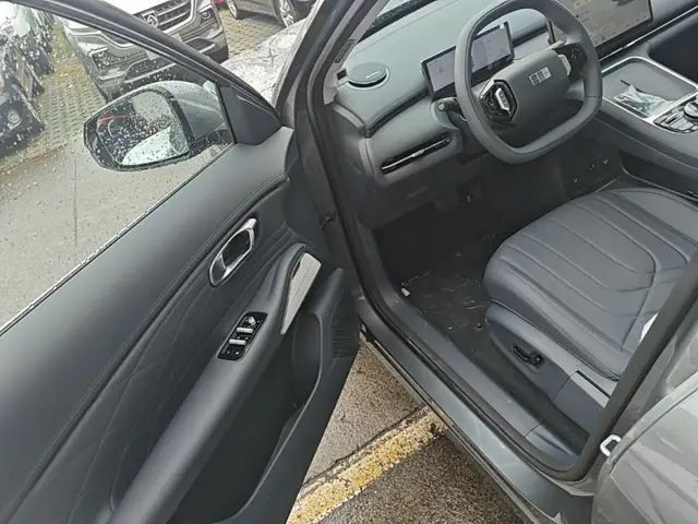GEELY GALAXY STARSHIP 7 2025