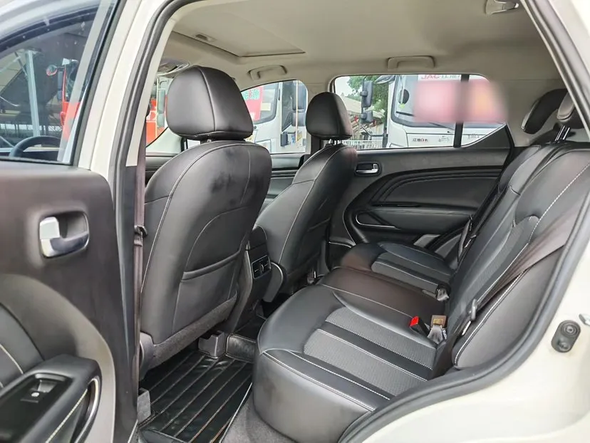 GAC TRUMPCHI GS3 2021
