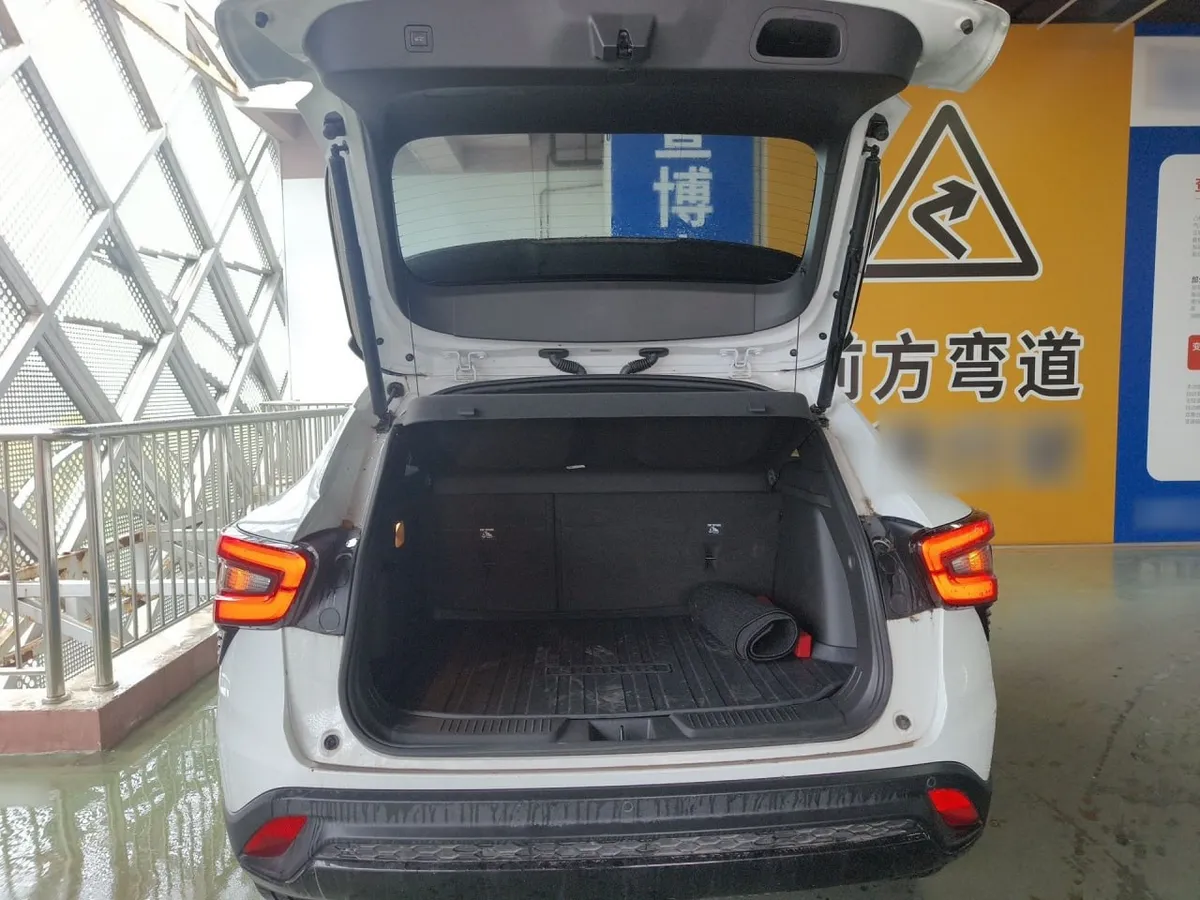 CHEVROLET SEEKER 2022