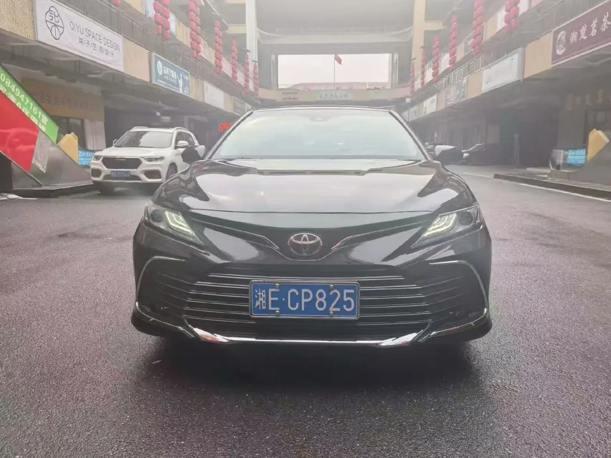 TOYOTA CAMRY 2023