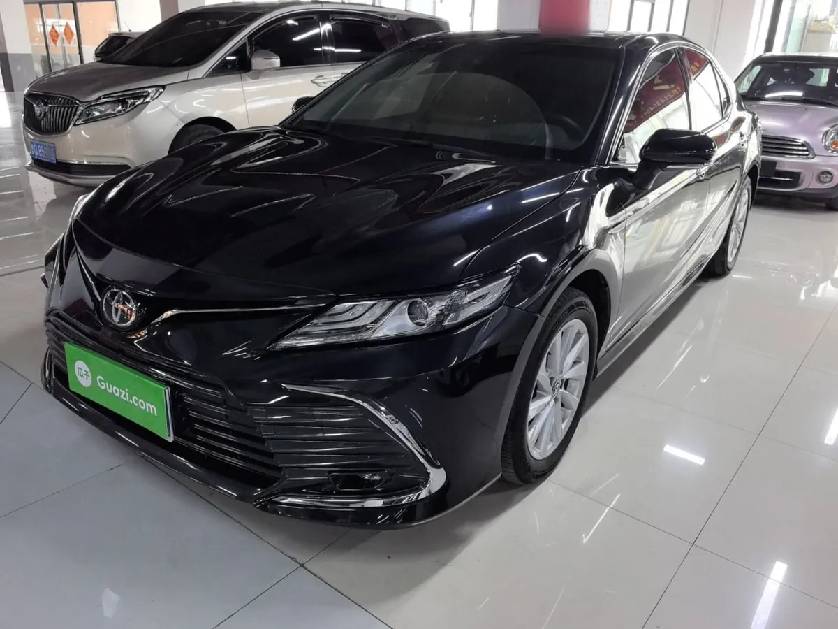 TOYOTA CAMRY 2023