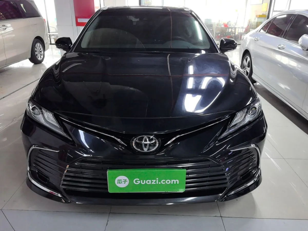TOYOTA CAMRY 2023