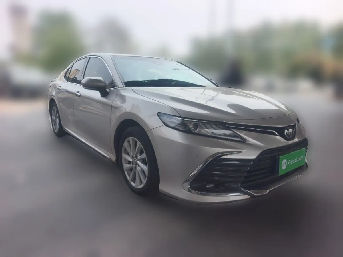 TOYOTA CAMRY 2023