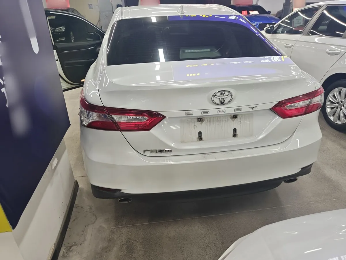 TOYOTA CAMRY 2022
