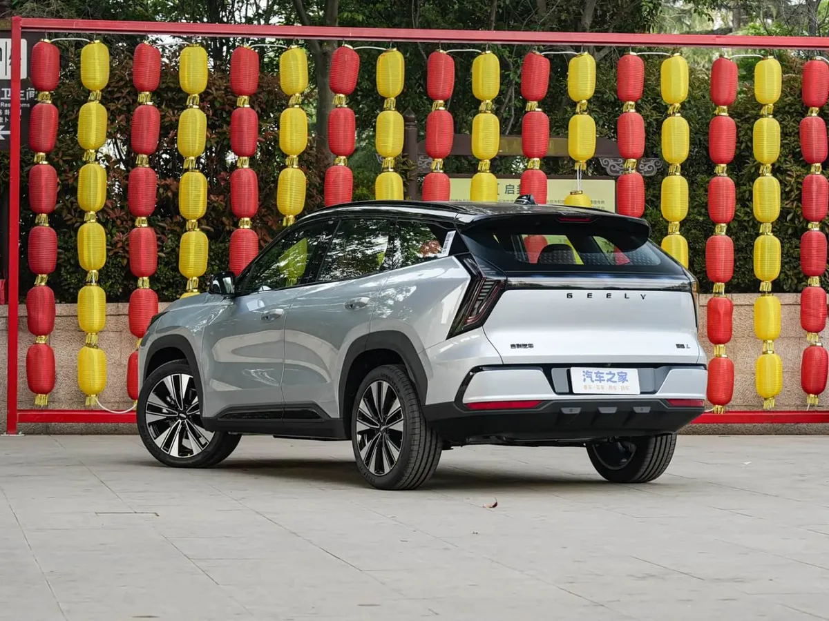 GEELY BOYUE L 2025