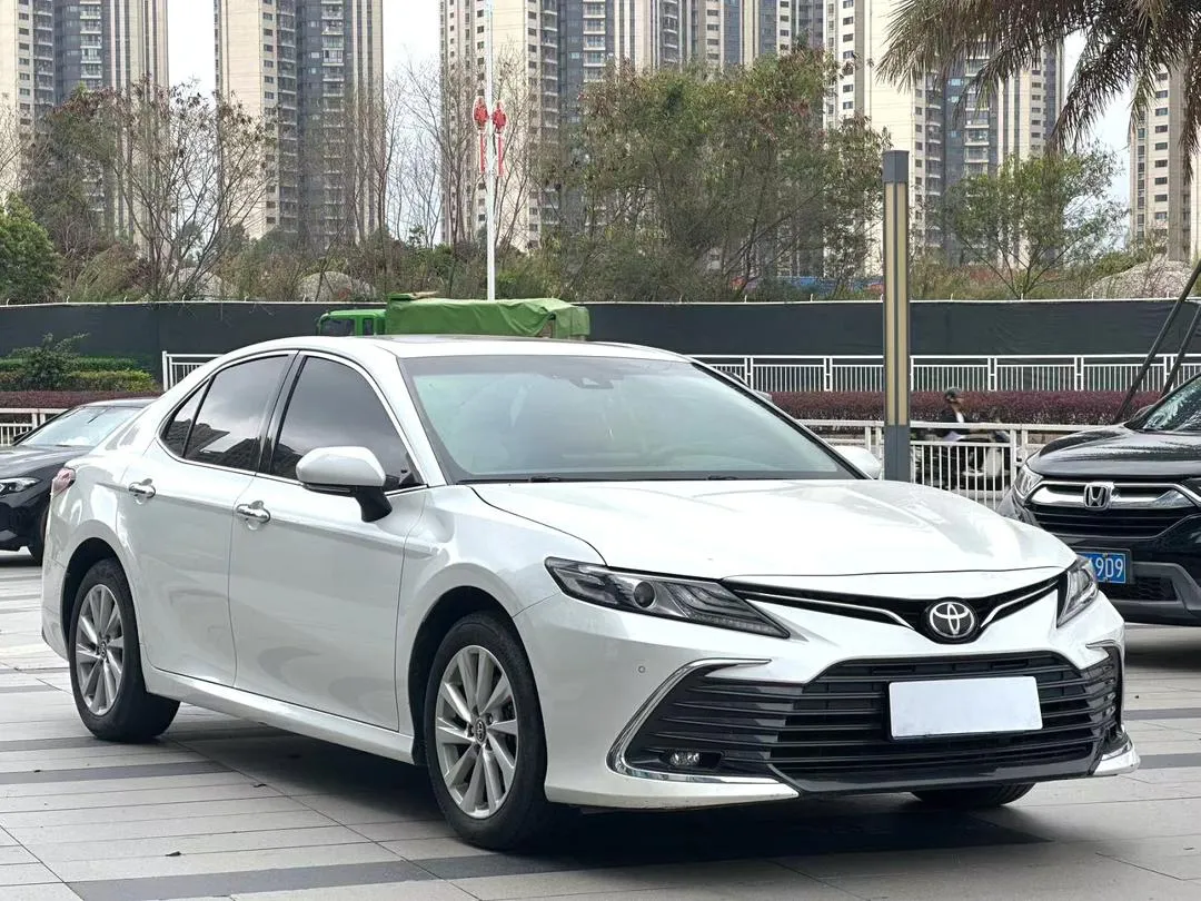TOYOTA CAMRY 2021