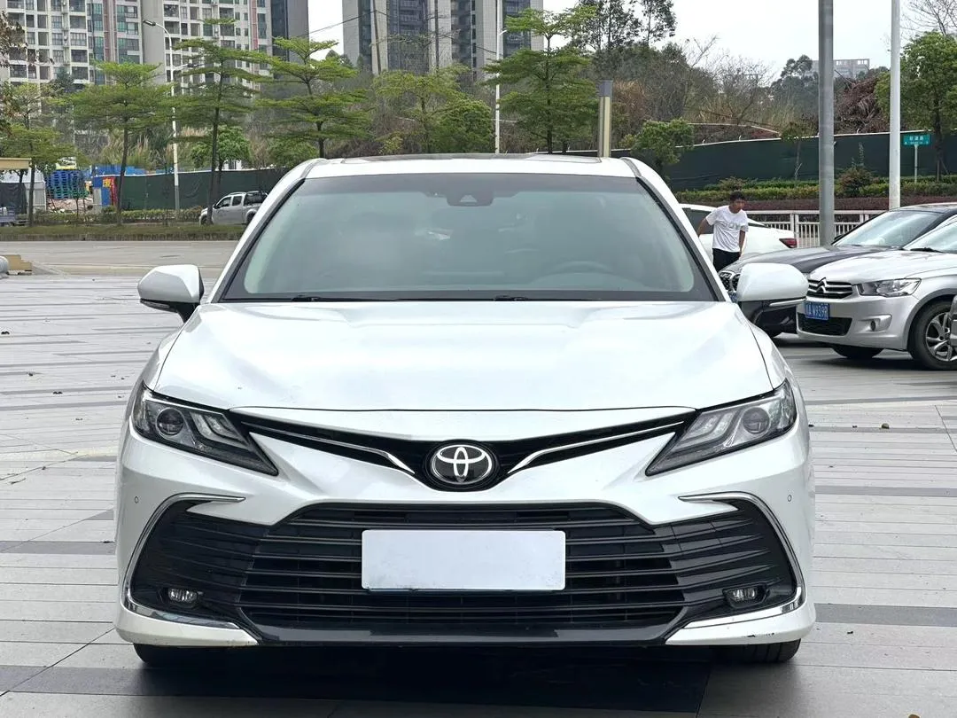 TOYOTA CAMRY 2021