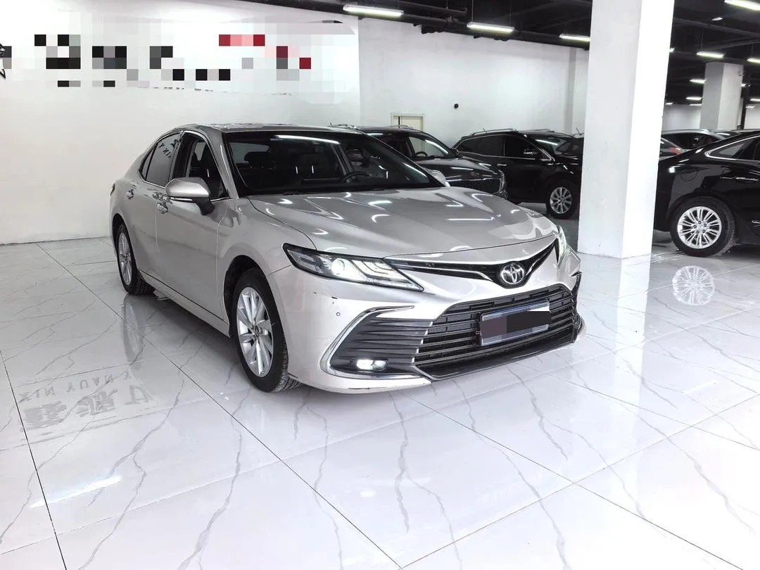 TOYOTA CAMRY 2021