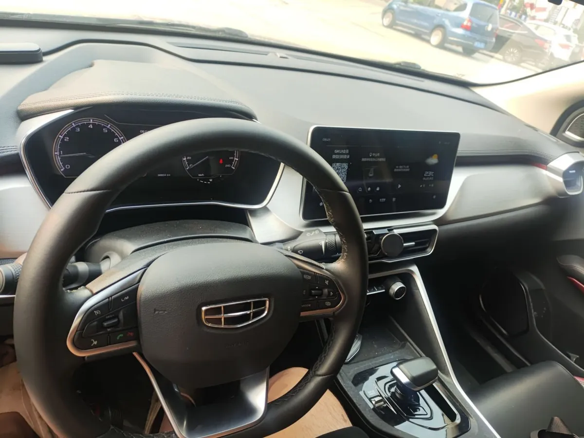 GEELY AUTO COOLRAY 2022