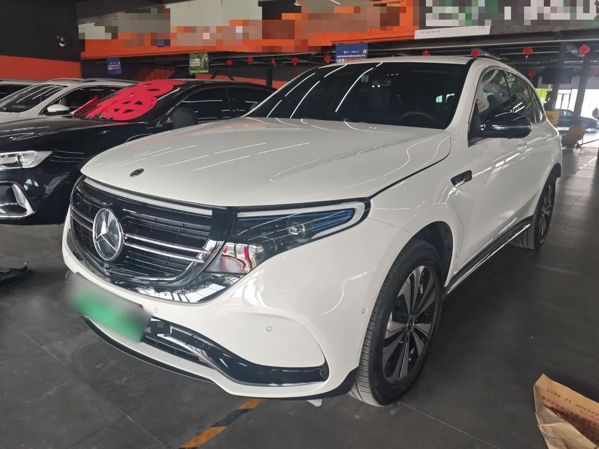 MERCEDES-BENZ EQC 2022