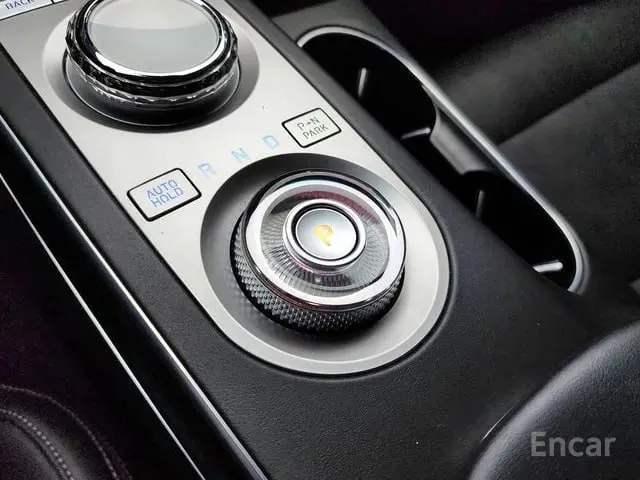 GENESIS GV70 2021