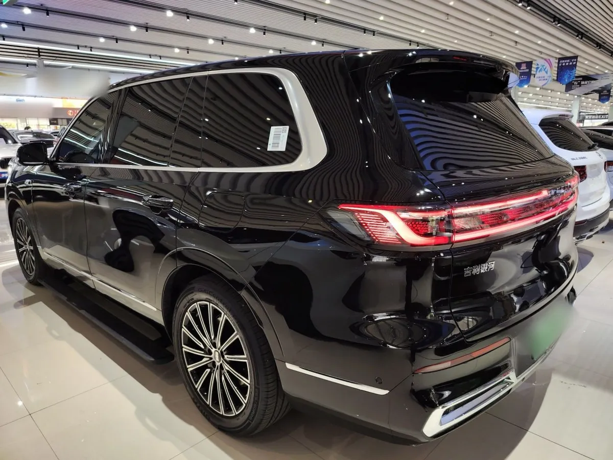 GEELY GALAXY M9 2025