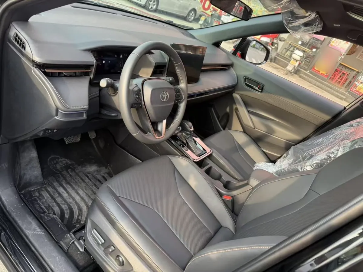 TOYOTA FRONTLANDER LUXURY 2025