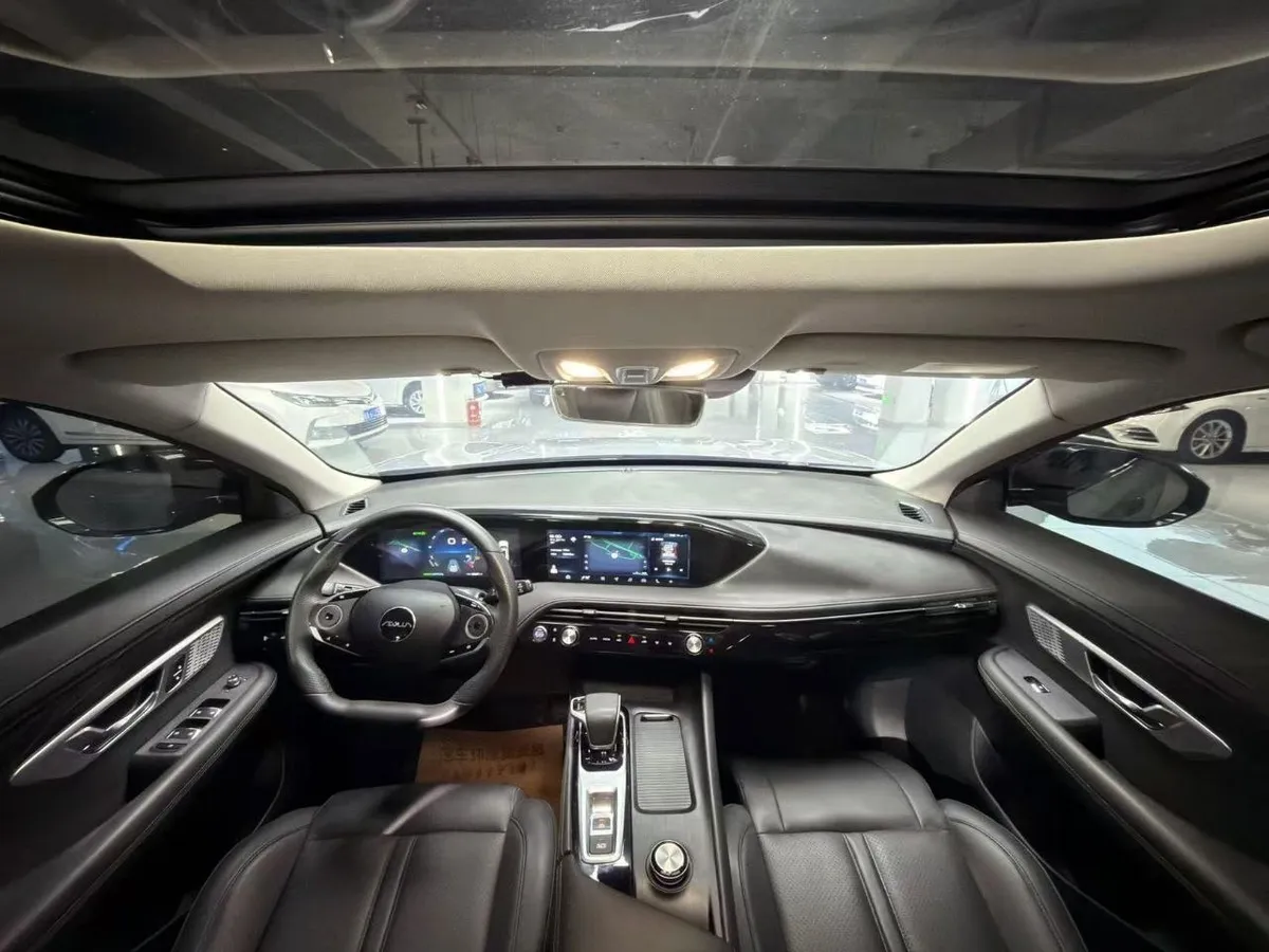 DONGFENG AEOLUS HUGE 2022