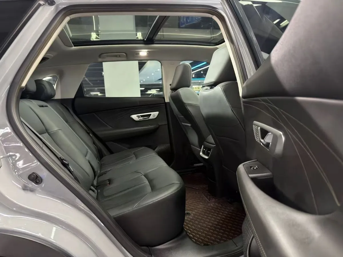DONGFENG AEOLUS HUGE 2022