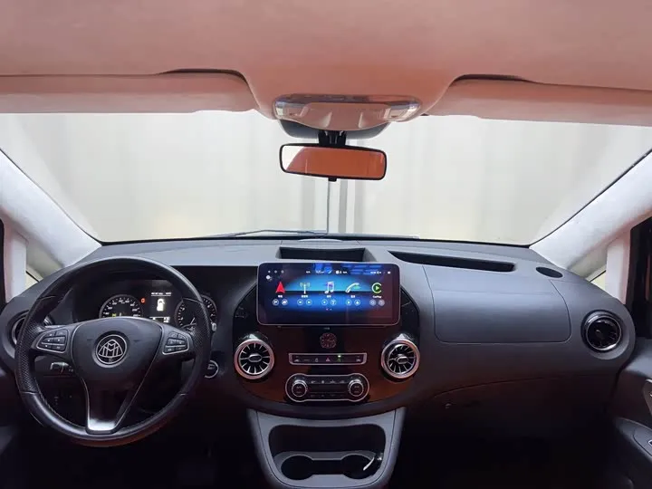 MERCEDES-BENZ VITO 2022