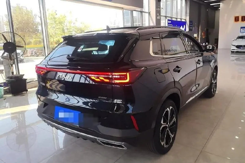 DONGFENG AEOLUS HUGE 2023