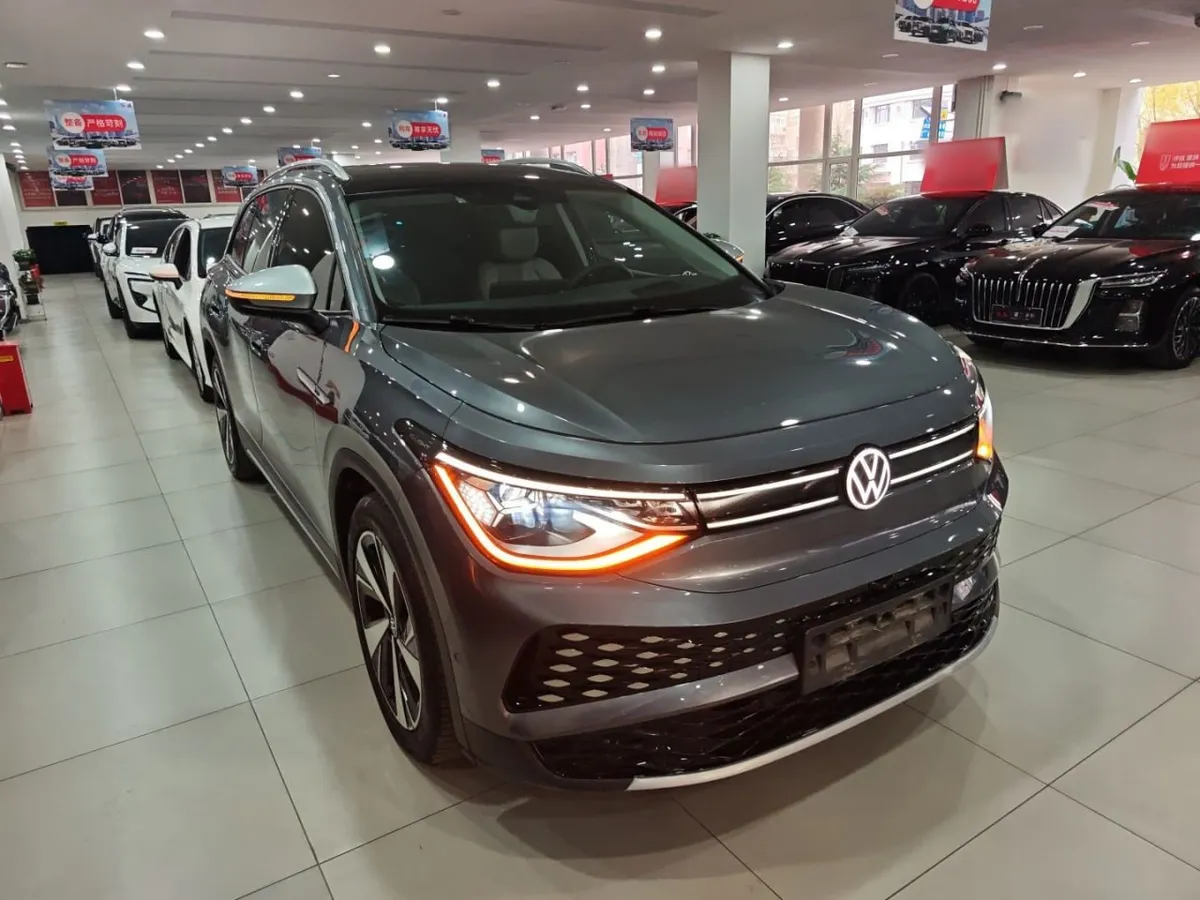VOLKSWAGEN ID 2023