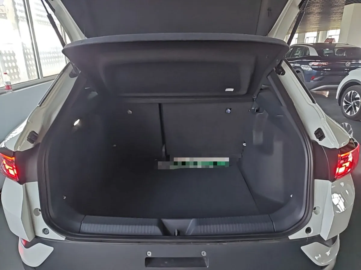 VOLKSWAGEN ID 2025