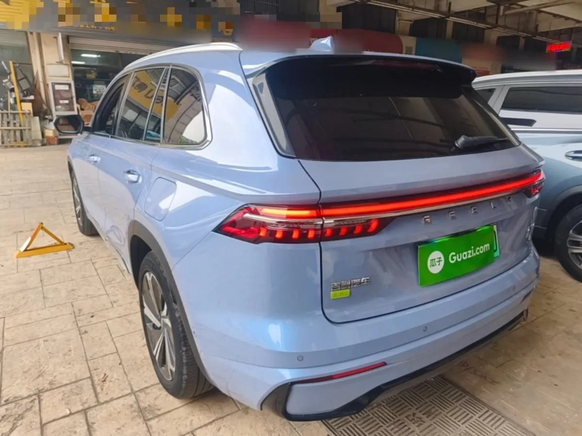 GEELY MONJARO 2022