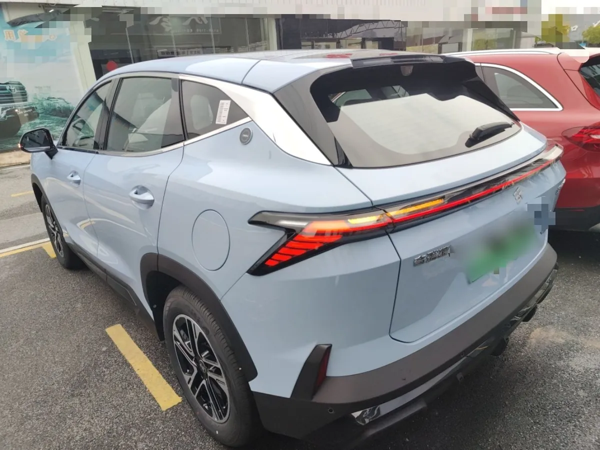 JETOUR SHANHAI L6 2024
