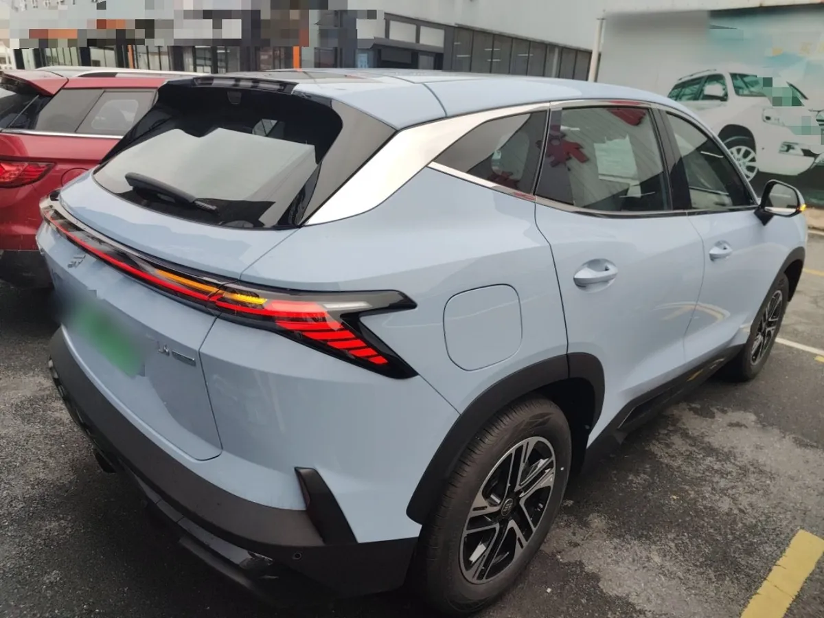 JETOUR SHANHAI L6 2024