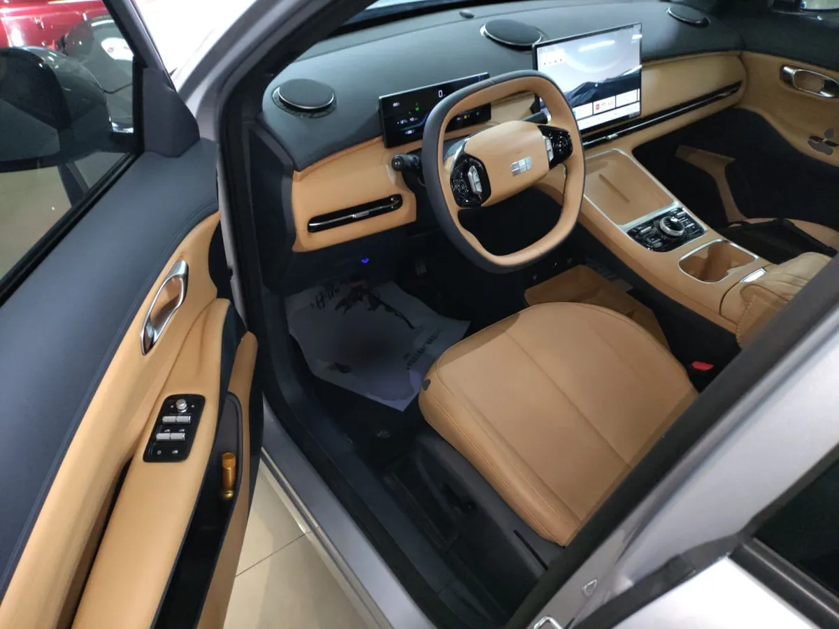 GEELY GALAXY STARSHIP EM-I GALAXY STARSHIP 7 EM-I 2025