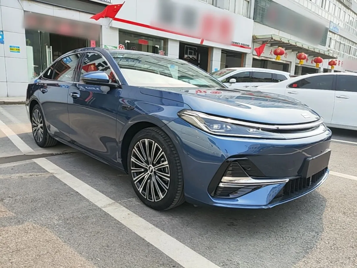 GEELY GALAXY A7 2025
