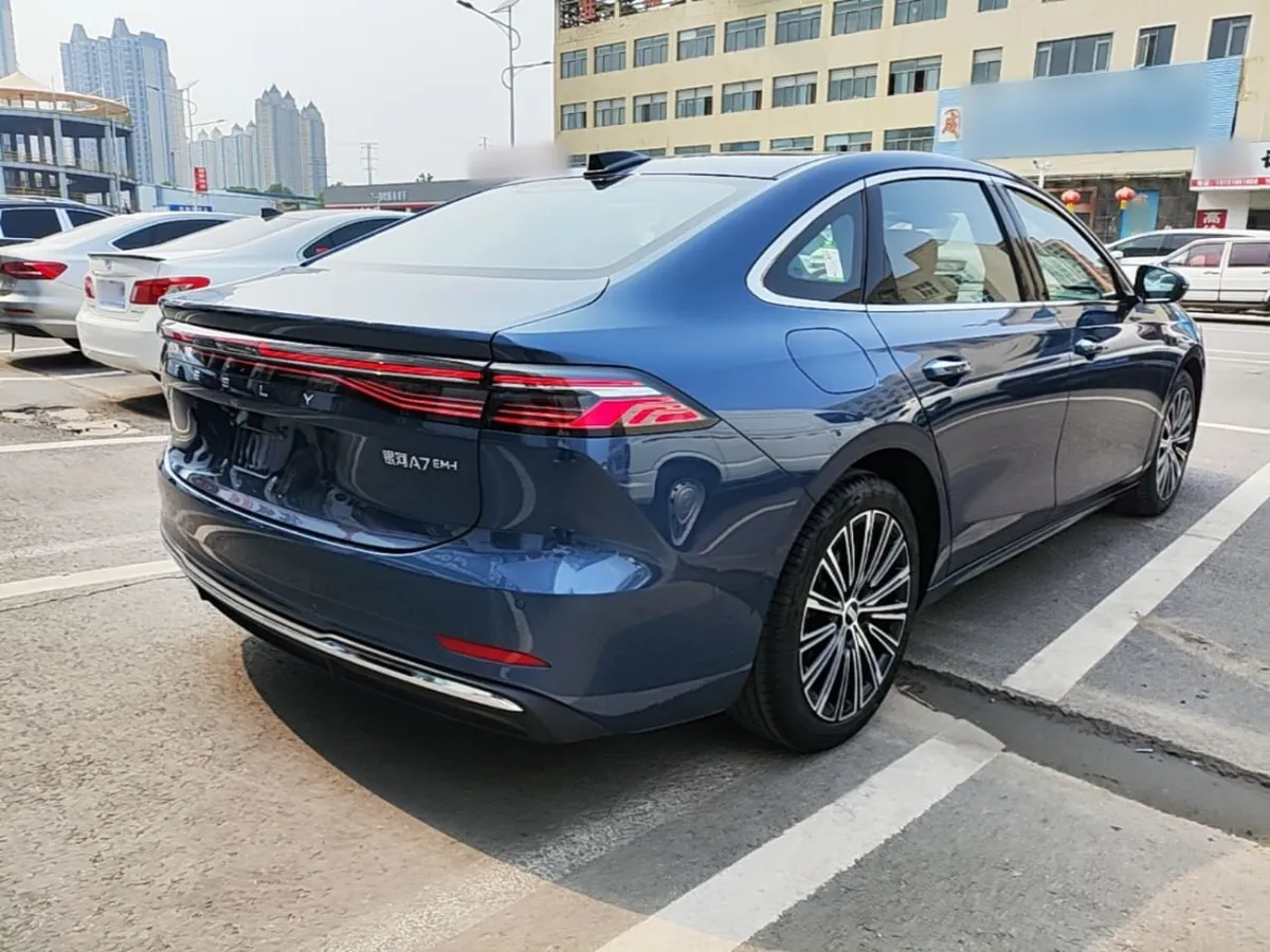 GEELY GALAXY A7 2025