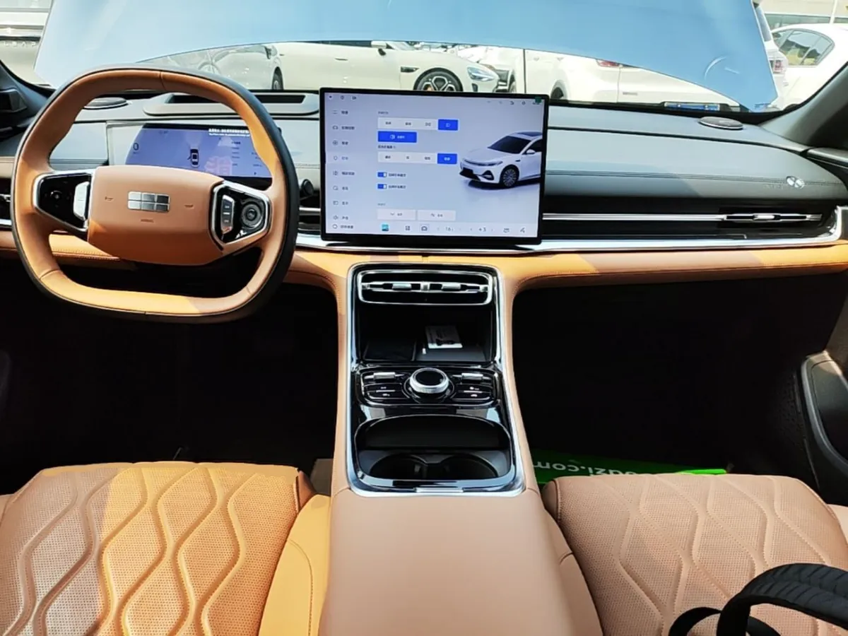 GEELY GALAXY A7 2025