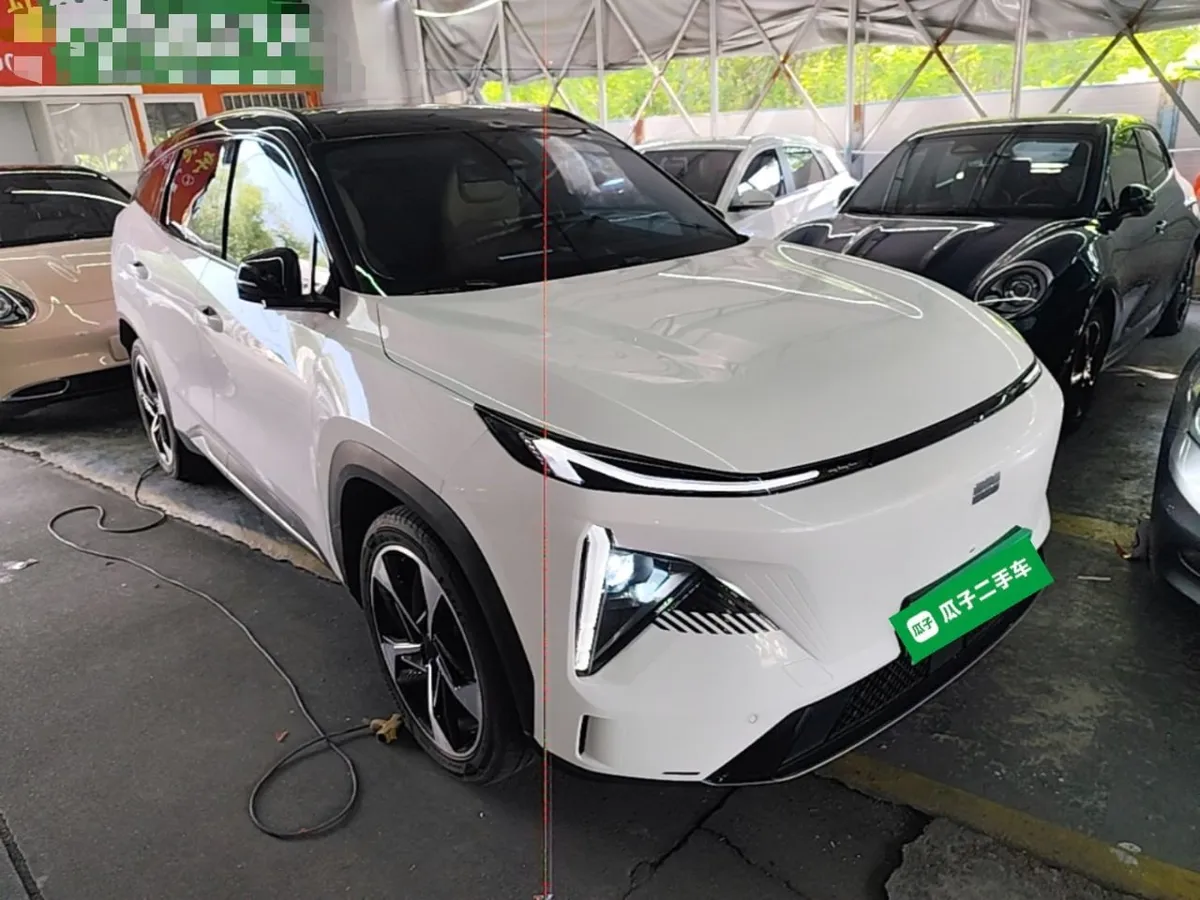 GEELY GALAXY L7 2023