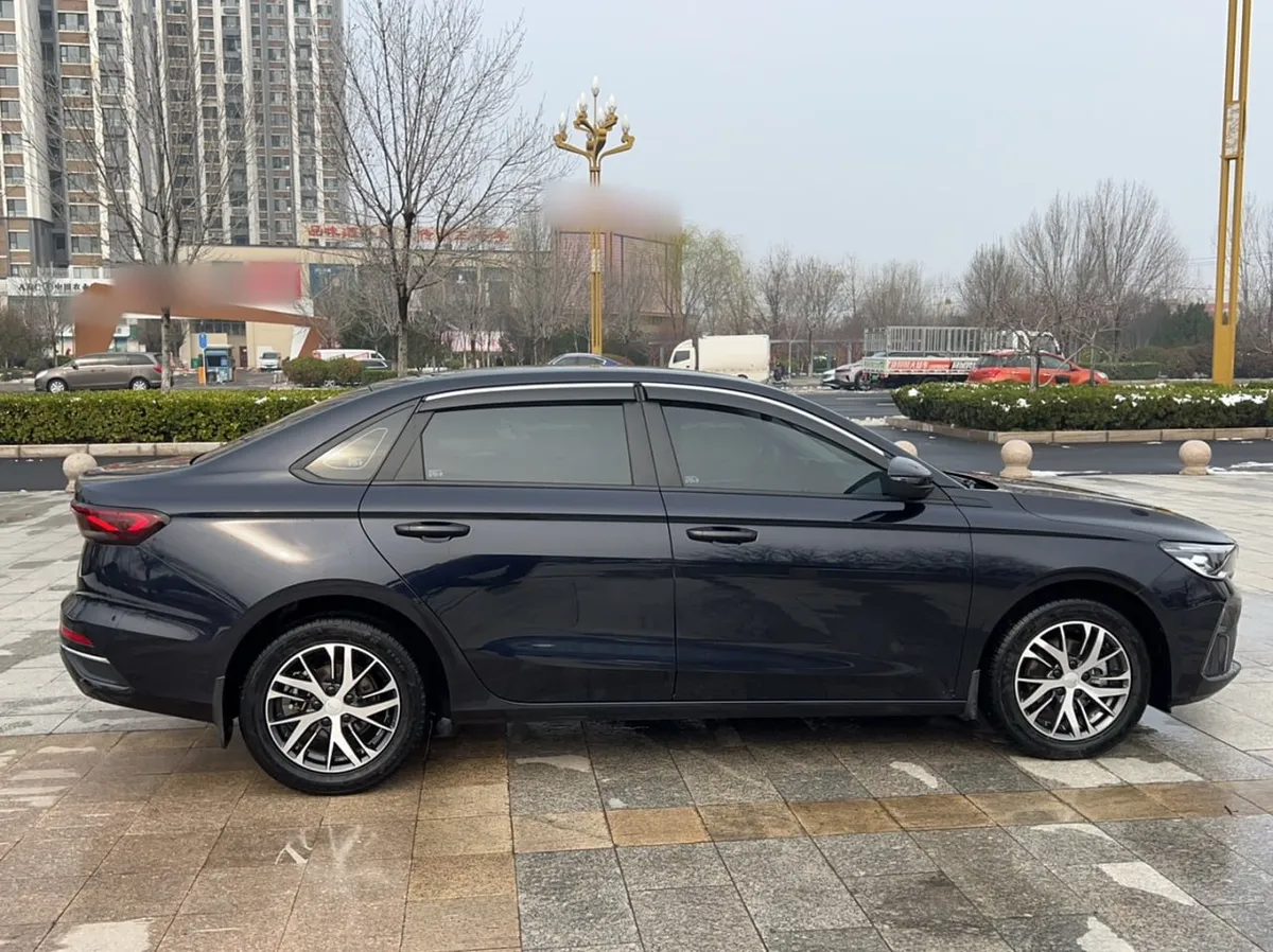 GEELY EMGRAND ELITE 2022