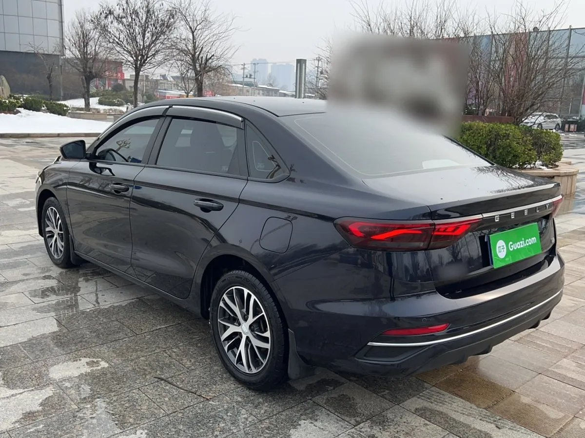 GEELY EMGRAND ELITE 2022