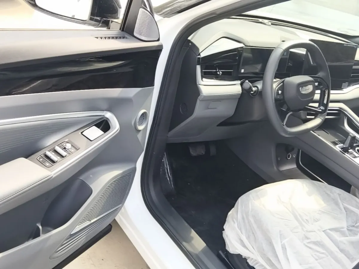 GEELY AUTO BOYUE COOL 2025