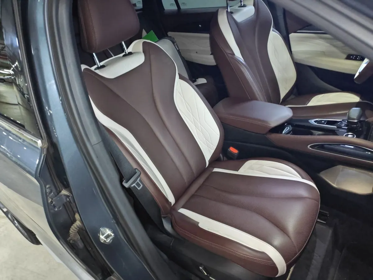 GEELY MONJARO 2021