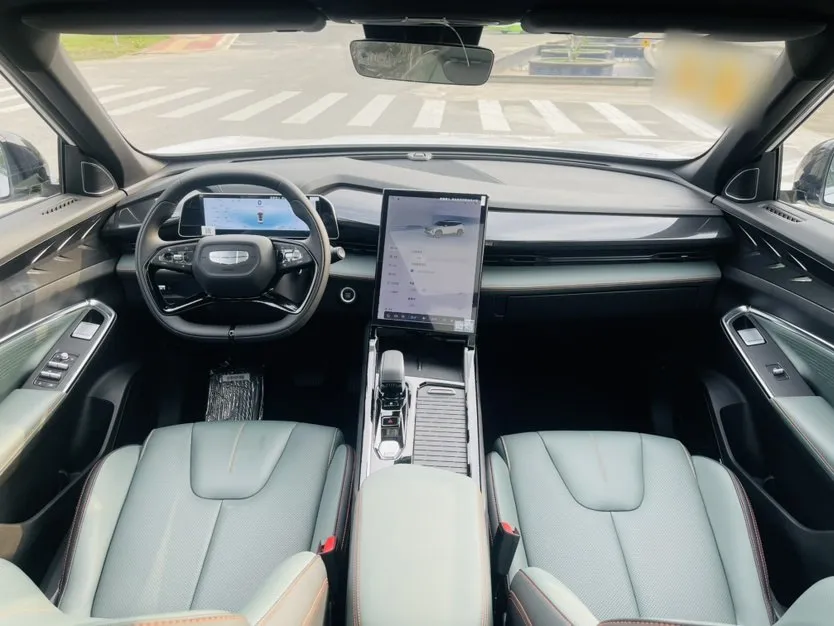 GEELY AUTO BOYUE COOL 2024