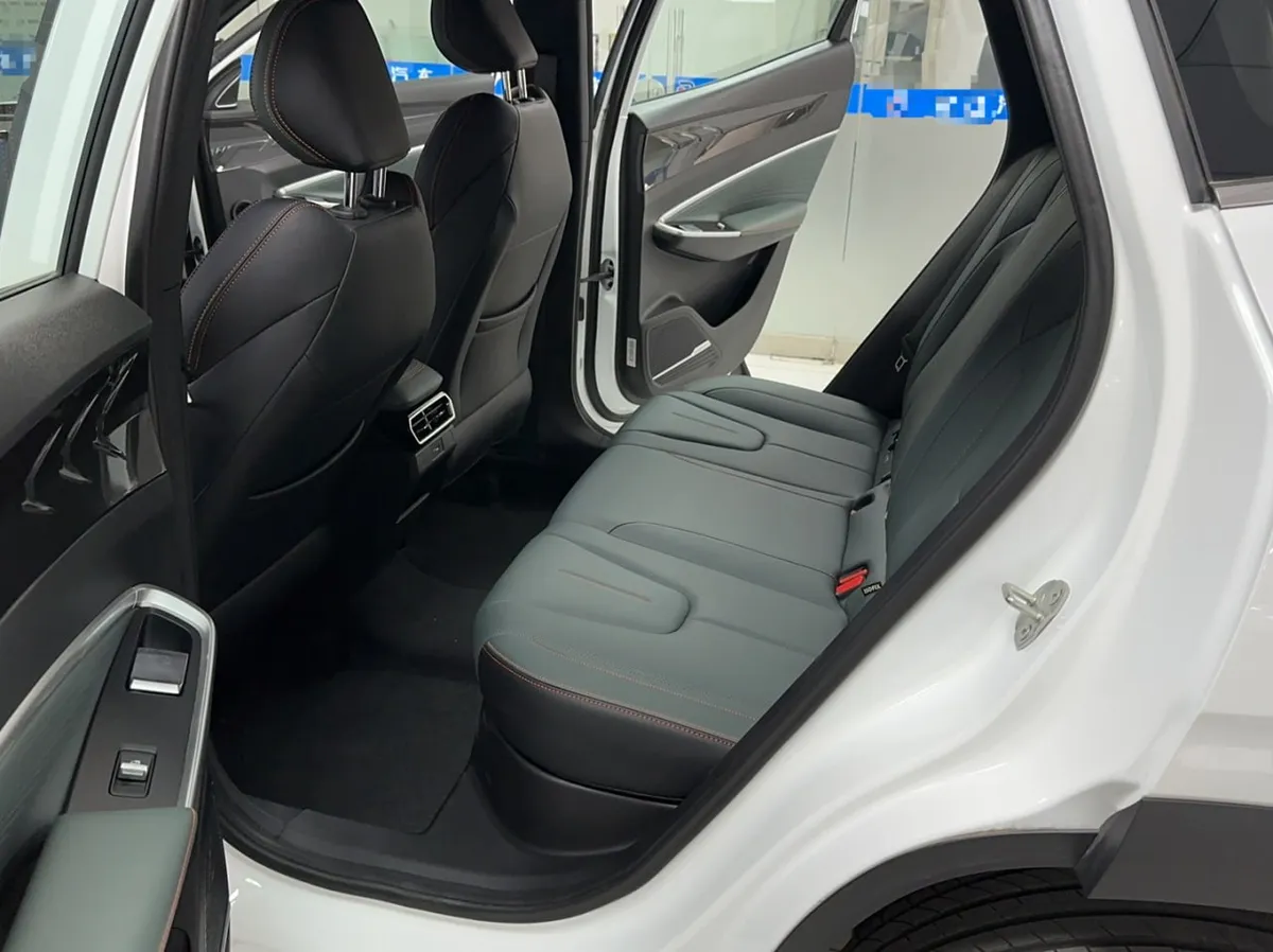 GEELY AUTO BOYUE COOL 2025