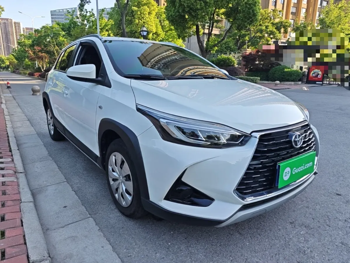 TOYOTA YARIS L 2022