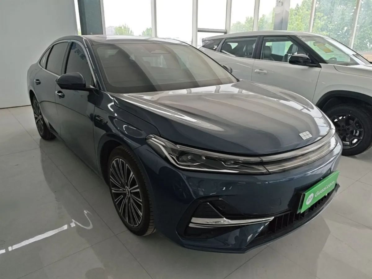 GEELY GALAXY A7 2025