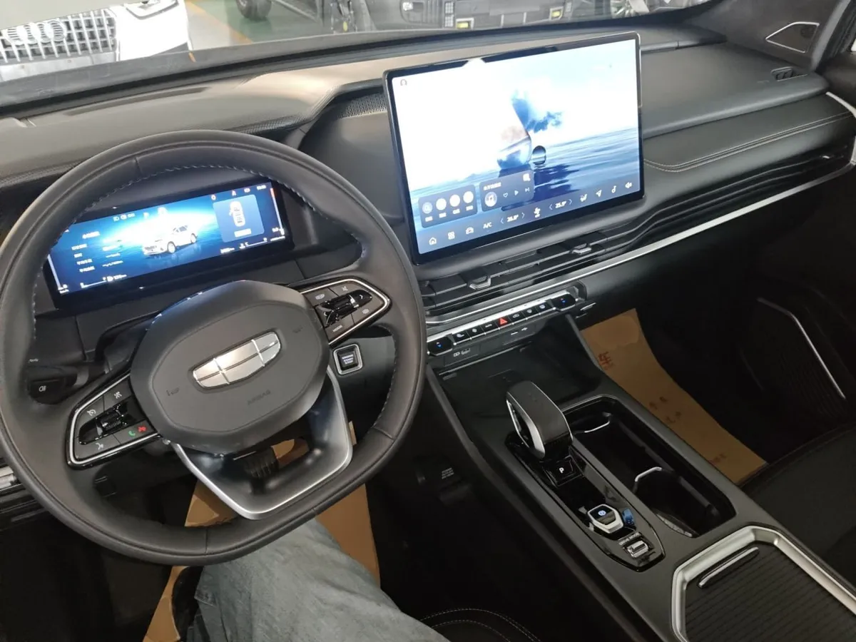 GEELY AUTO HAOYUE L LUXURY 2024