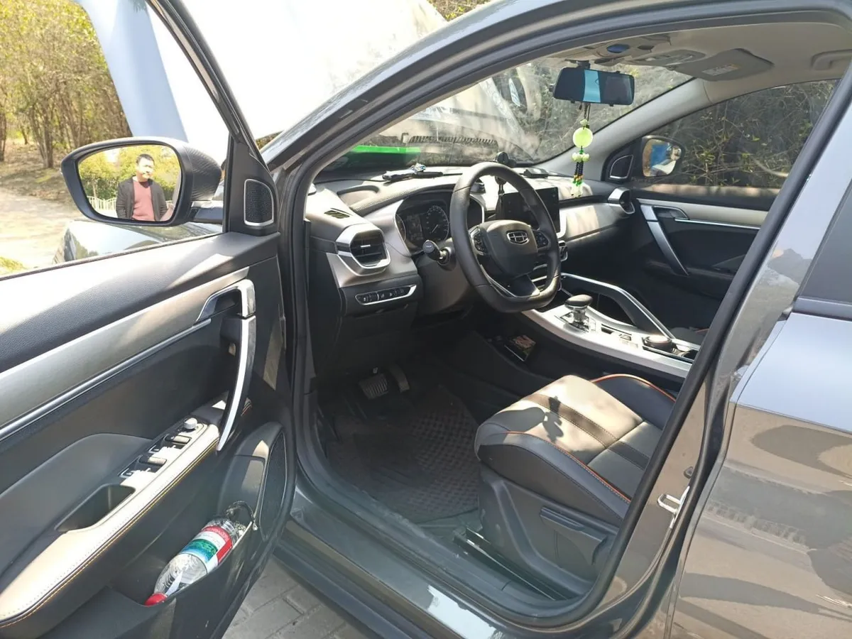 GEELY AUTO COOLRAY 2025