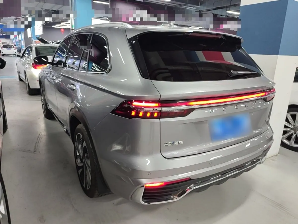 GEELY MONJARO 2021