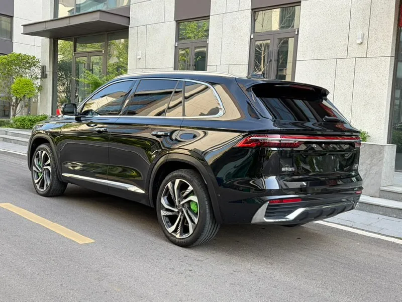 GEELY MONJARO 2021