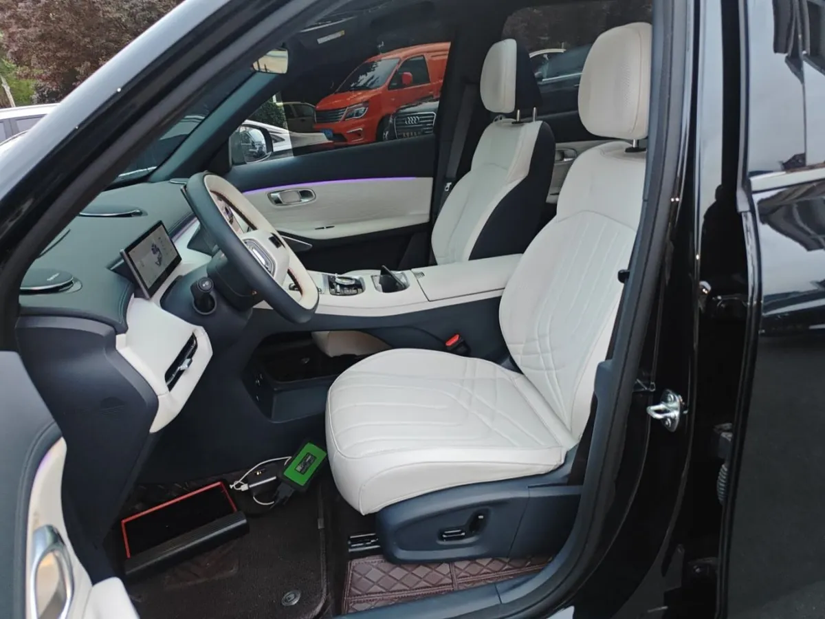 GEELY GALAXY STARSHIP EM-I GALAXY STARSHIP 7 EM-I 2025