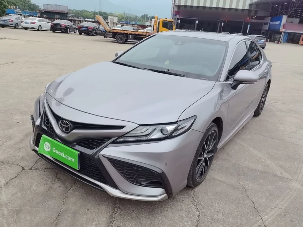 TOYOTA CAMRY SE 2022