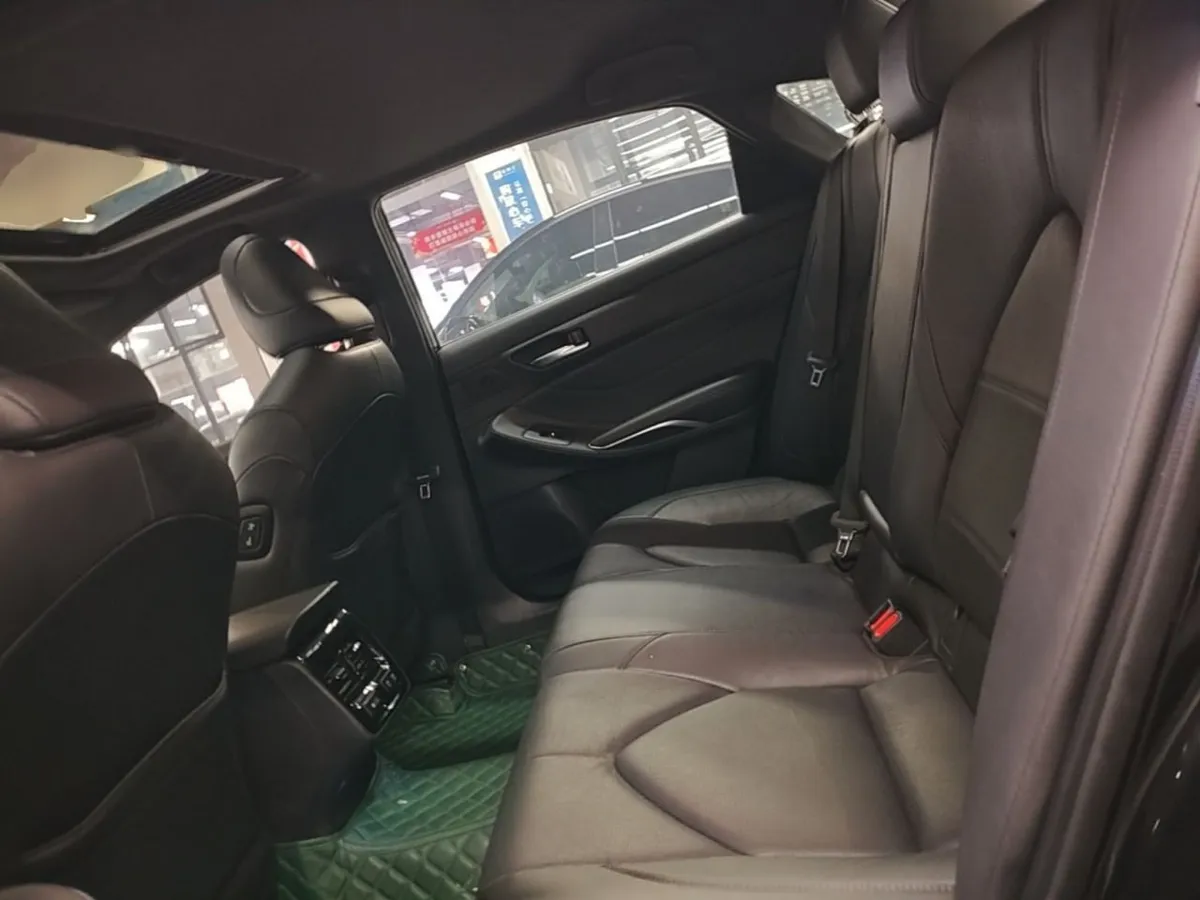 TOYOTA AVALON PREMIUM 2022