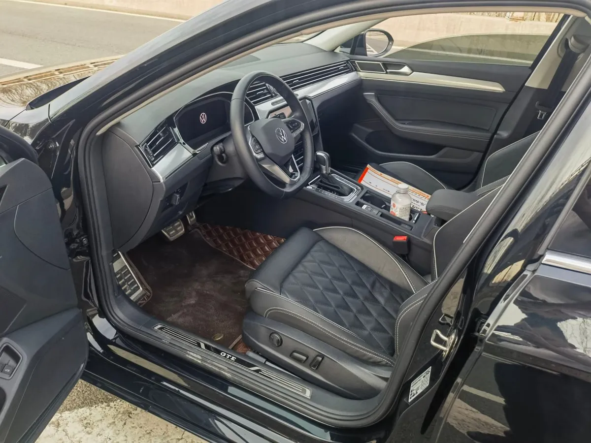 VOLKSWAGEN MAGOTAN LUXURY 2022